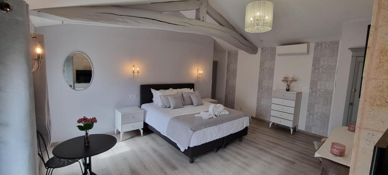 Domaine Des Pierres Precieuses - Demeure De Charme - Grand Standing - 15 Pers - Spa - Massages - Detente Et Bien-Etre - 30' Bordeaux Gauriaguet Buitenkant foto
