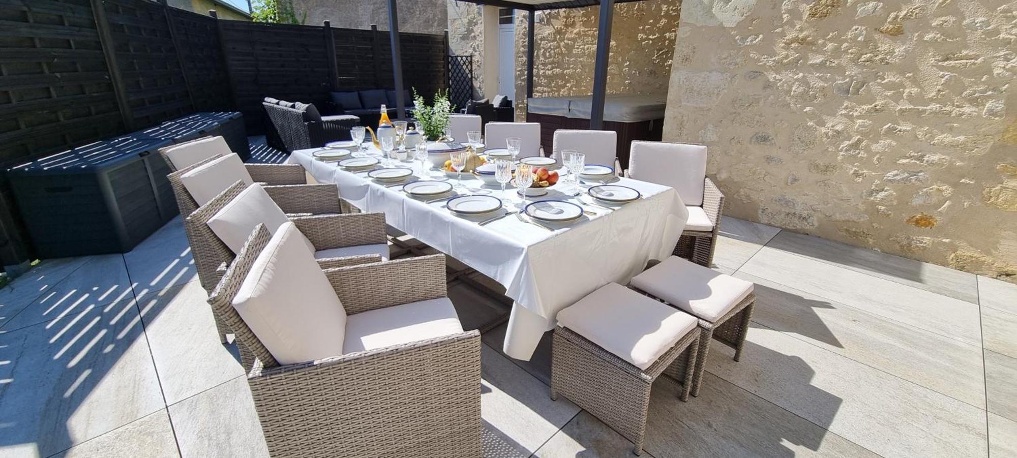 Domaine Des Pierres Precieuses - Demeure De Charme - Grand Standing - 15 Pers - Spa - Massages - Detente Et Bien-Etre - 30' Bordeaux Gauriaguet Buitenkant foto